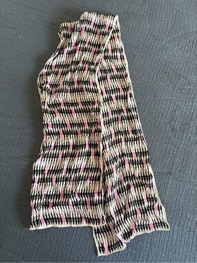 Bold,mod pattern 100% silk handmade scarf. Approximately 55” x 9”